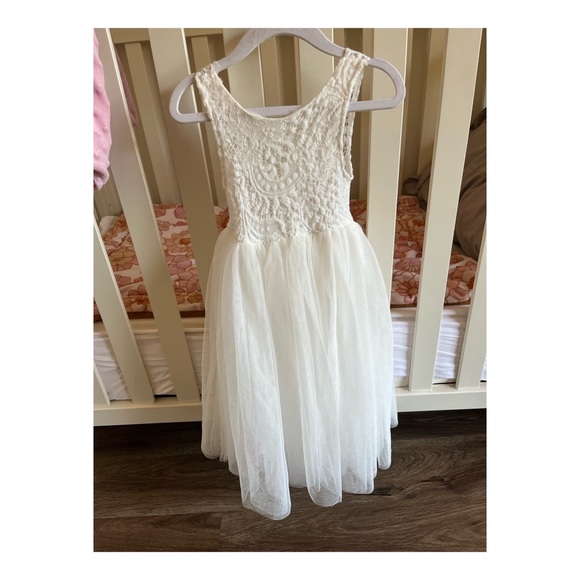 Flower girl dress - Picture 2 of 3